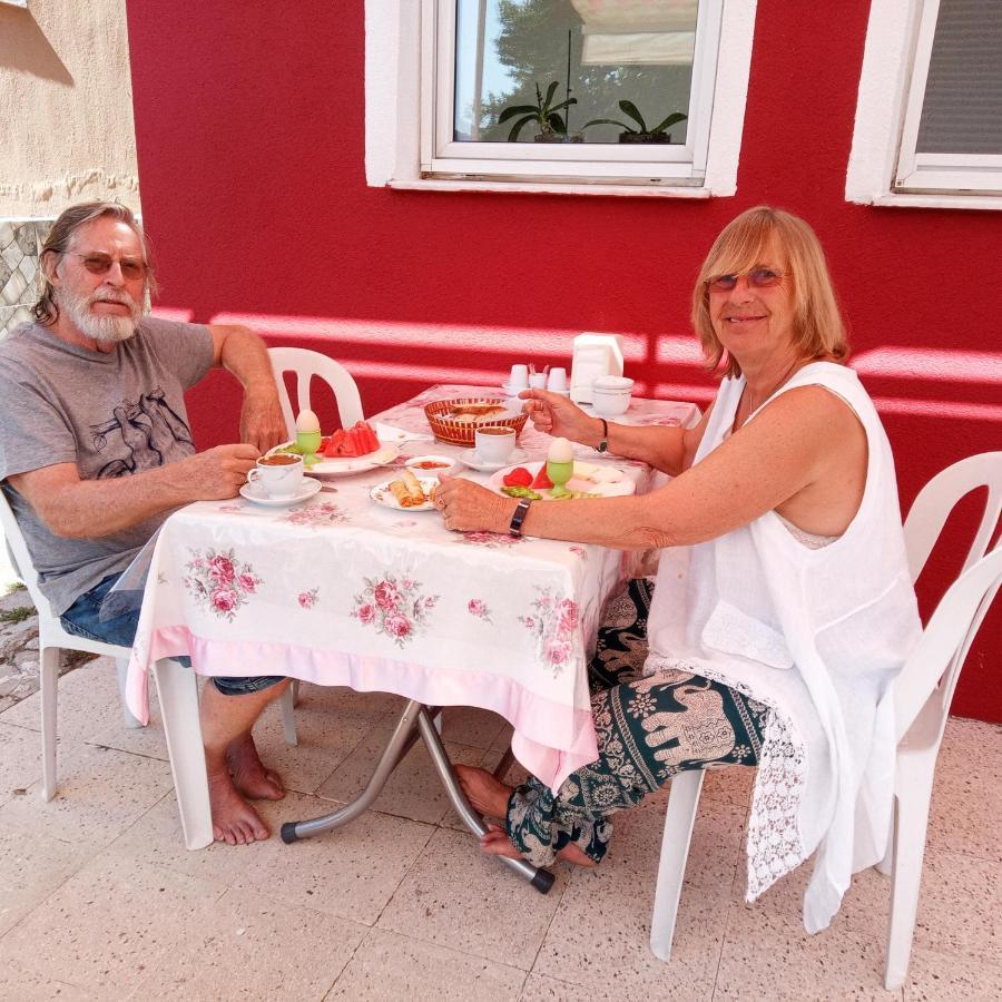Ali'S Pension Эгридир Экстерьер фото